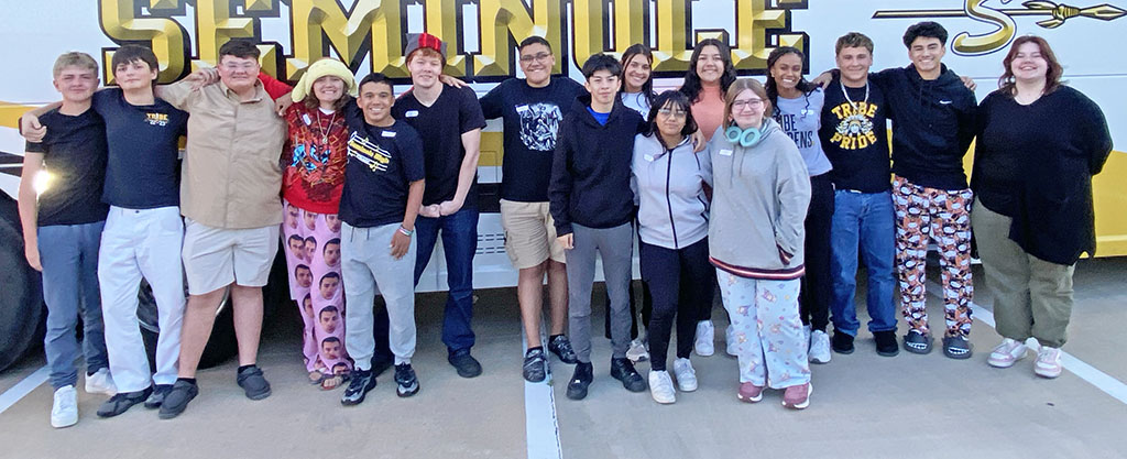 All-region choir qualifiers--
(Back) Samuel Thiessen, Jose Harms Wieler, Seth Peters, Logen Lee, Ayden Nieto, Ethan Laub, Uriel Vargas, Jazlynn Holmstrom, Salah Bernal, Taberah Georges, Rome Rodriguez, Joseph Hernandez, Kloe Giesbrecht, (front) Damian Flores, Yolene Chavez, Debbi Giesbrecht. No pictured Zaiden Bergen, Alyssa Peters