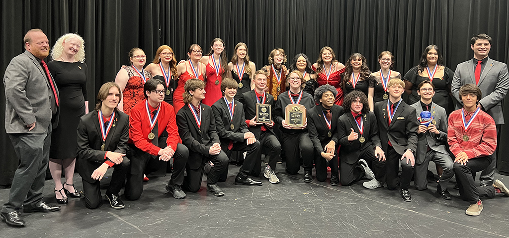 District champions--(Back) Director Clark Reed, Kathleen Reed, Debbie Giesbrecht, Scarlett Ellison, Kamryn Leblanc, Carissa Werdenberg, Diana Reimer, Natasha Wieler, Isabella Lopez, Hailey Burke, Amber Rosales, Ania Morales, Paityn Espinoza, Director Dillon Gutierrez, (front) Reese Dickson, Elijah Lapusan, Rowdy Brown, Brody Bullock, Cooper Sales, Roice Little, Nehemiah McCoy, Anaiah Beydoun, Joey Penner, Kobe Cabello, Joe Rivera